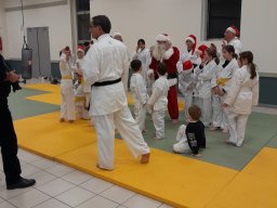 e520221217photoparcnoelnoelkarate 1284